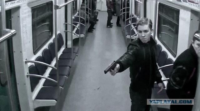 Теперь с турецким спортсменом-стрелком Юсуфом Дикечем делают мемы