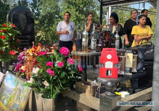 Похороны цыган за 10 млн рублей показали курганские ритуальщики.