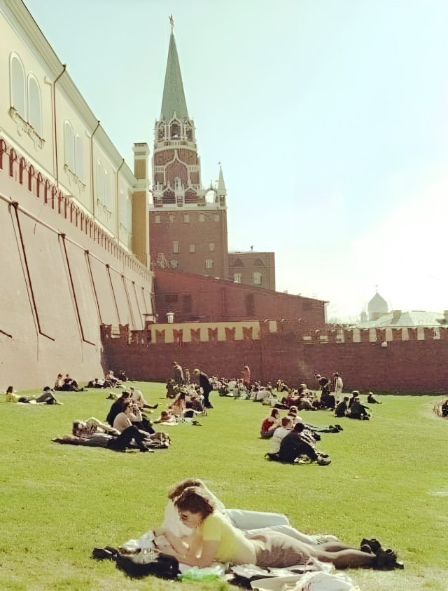 Интересные фотографии 1990 -х 20.04.25