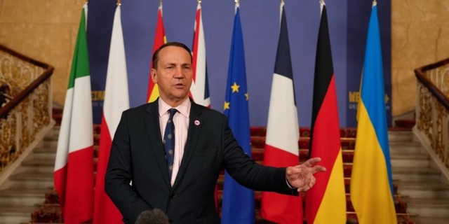 МИД Польши анонсировало закрытие российского консульства в Кракове