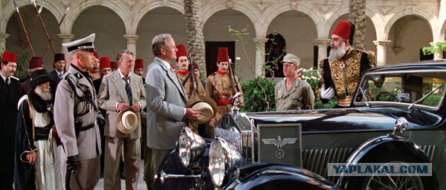 Петербуржец пришел в автосалон со львенком и купил Rolls-Royce за 40 миллионов