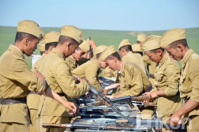 Как проходят сборы студентов военных кафедр в Монголии