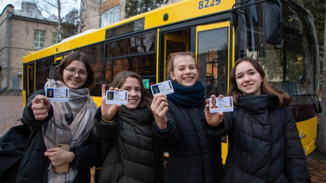 В Перми 9-летнюю девочку высадили из автобуса из-за несработавшей карты