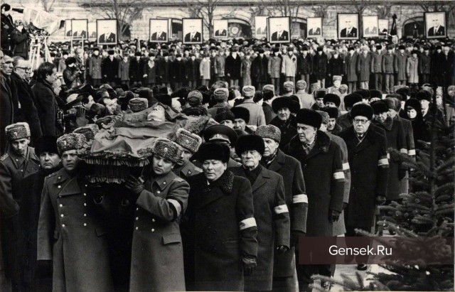Так все ли хотят обратно в СССР?