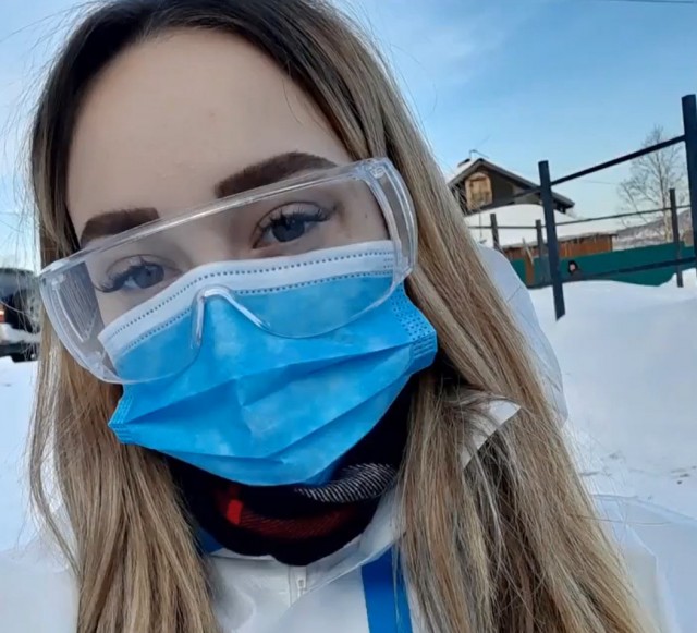 На Камчатке после прививки от короновируса умерла 18-летняя девушка