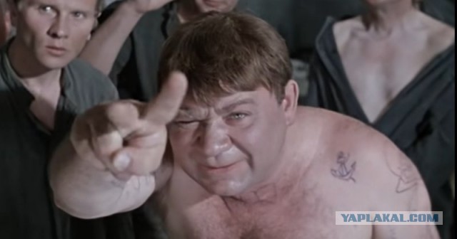 Оказался наш Карлсон, не отцом, а сукою!
