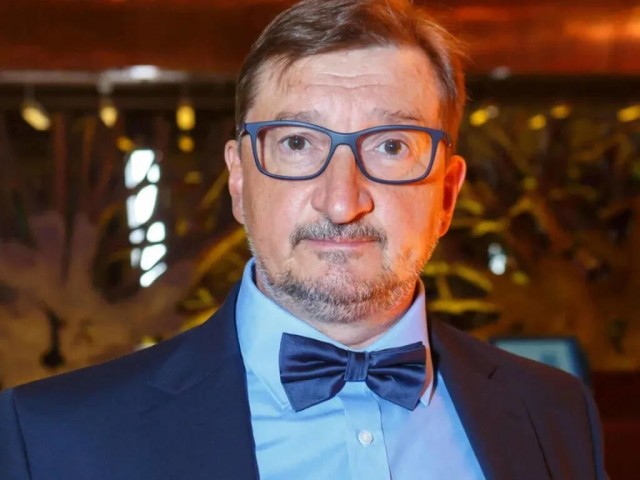 Интересные снимки известных людей 01.04.24
