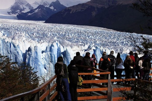 Обрушение ледника Перито-Морено
