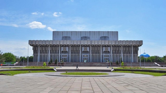 Космическая коммунистическая архитектура СССР.