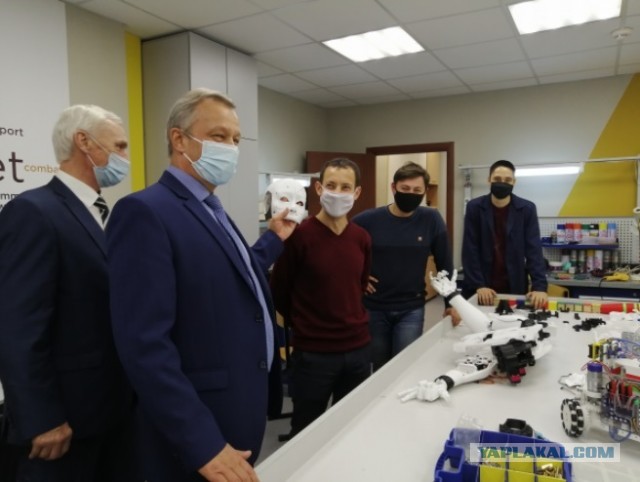 Вкалывают роботы, а не человек