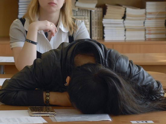 Волгоградским школьникам задали пройти опрос про "умирать за Родину и "попасть в рай"