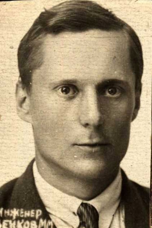 Цилиндрический бетонный ДОТ-вездеход инженер-капитана Венкова