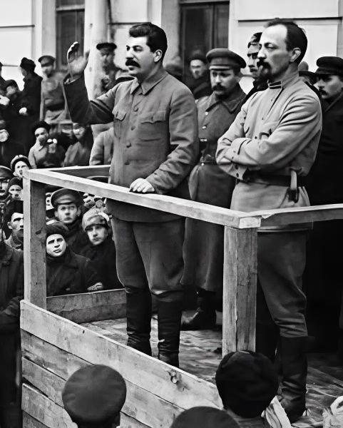 Стальной и железный рыцари революции на одном фото