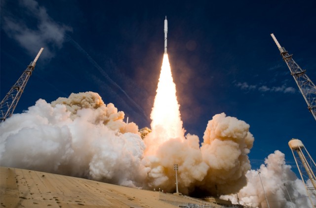 Фоторассказ о ракете Ares I-x  (26 фото)