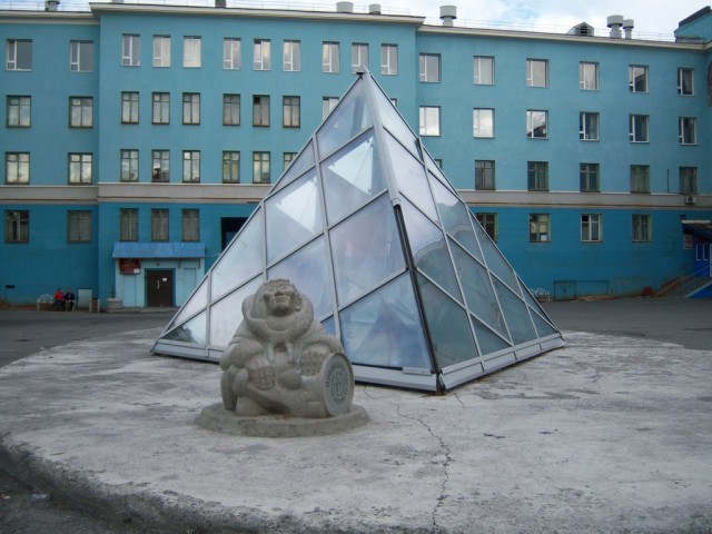 Интересные памятники вашего города