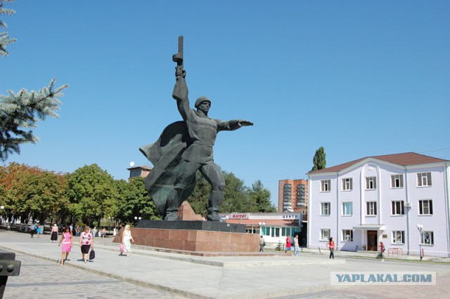 Интересные памятники вашего города