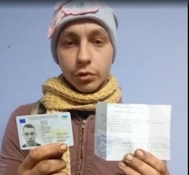 Переодевашка: 19-летний Сашка бежал из украинской армии, притворившись женщиной