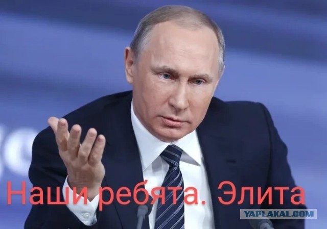 "Ахмат сила, Аллаху Акбар! Ахмат сила, Аллаху Акбар! Ахмат сила, Аллаху Акбар!"