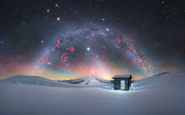 Опубликованы лучшие снимки Млечного Пути по версии Milky Way Photographer of the Year 2025.