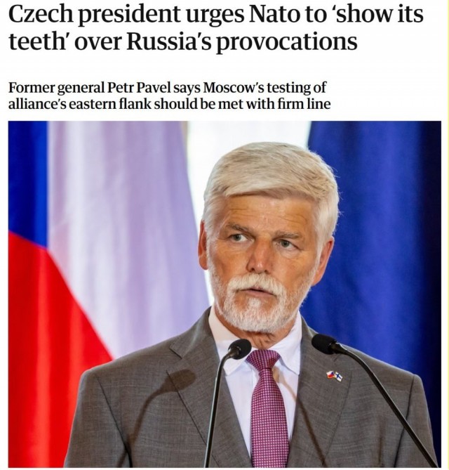 Президент Чехии призвал НАТО собраться с силами и «показать зубы» России