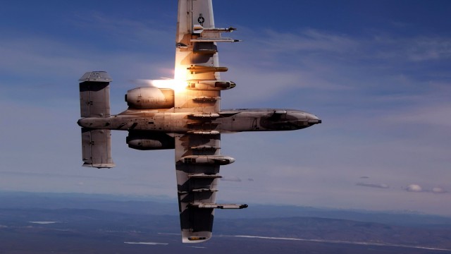 А-10: любимый штурмовик Чака Норриса