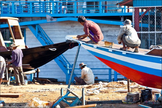 Жизнь на озере Тонлесап в Камбодже