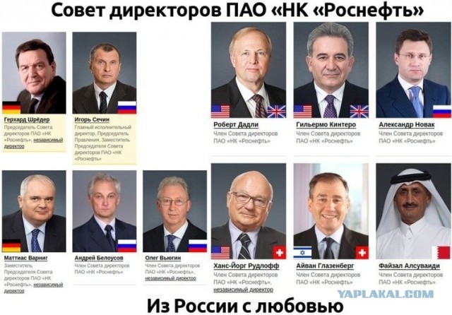 К Кремлю съезжается множество кортежей. Дороги Москвы перекрыты