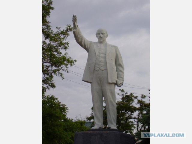 Какие прозвища дают памятникам в России
