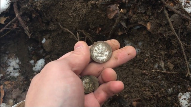Новогодний метало коп, куча серебра от лесного дедушки Мороза