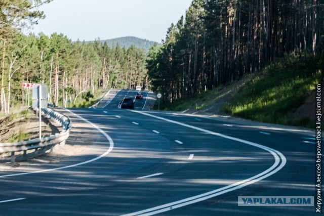 Есть ли дороги в России? Проехал до Магадана на машине и посмотрел