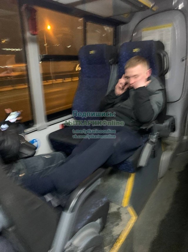 Вы за какой вариант?