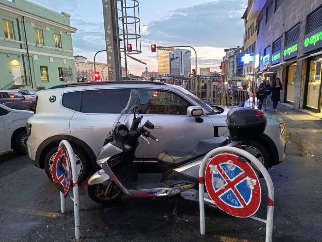 Вон какую штуку встретил сегодня
