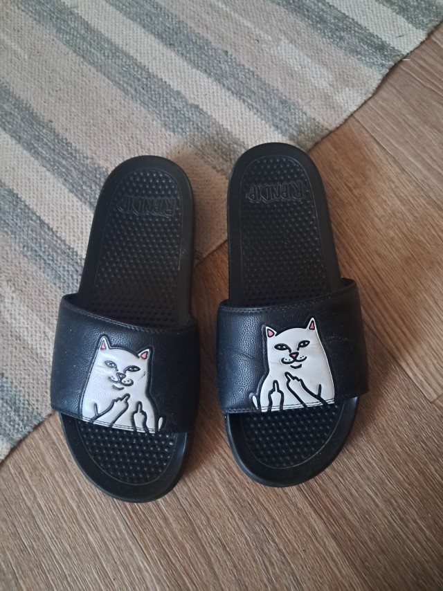 Насущный вопрос! Тапочки для дома..