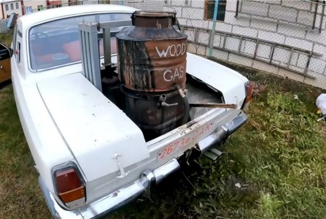В автомагазинах Москвы закончились канистры для бензина