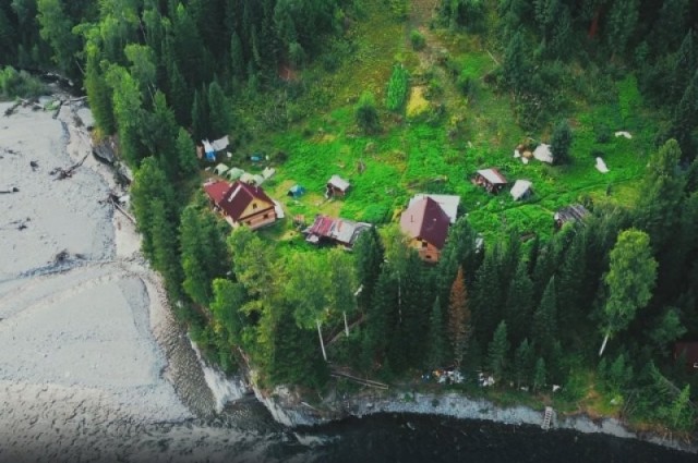 Самую известную
отшельницу России преследуют медведи
