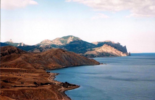 Немного солнца и тепла. Крымские виды.