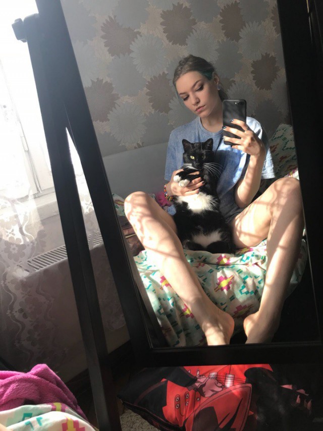 Красавицы из социальных сетей