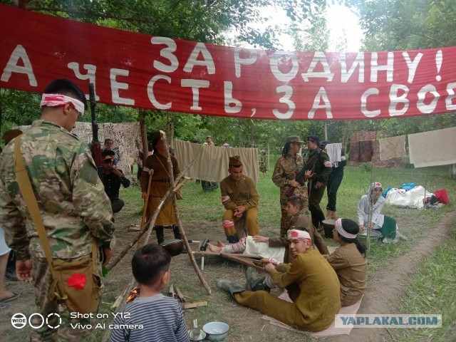 Ташкент станция метро "Пахтакор"
