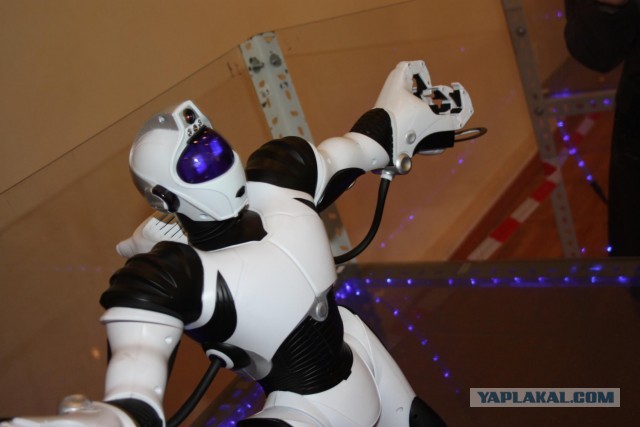 Выставка роботов