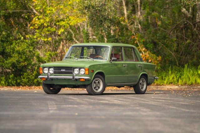 Автомобили аукциона Mecum. Январь 2024.