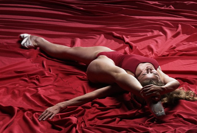 Девушки в спортивной форме - 4