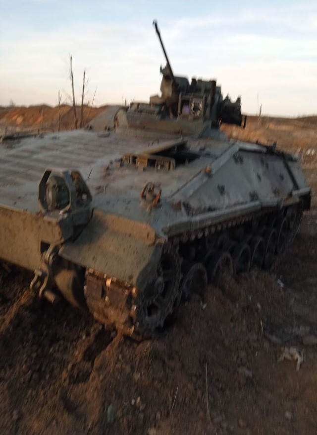 Бойцы 1-й Славянской бригады затрофеили первую немецкую БМП Marder 1A3