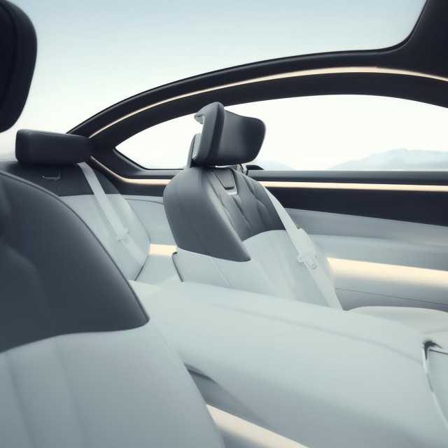 Концепт Vision BMW Alpina оказался огромным купе с мотором V8