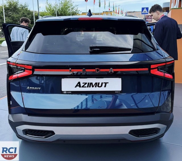 Обогрев передних боковых стёкол на Lada Azimut - Первый в мире автомобиль с такой функцией