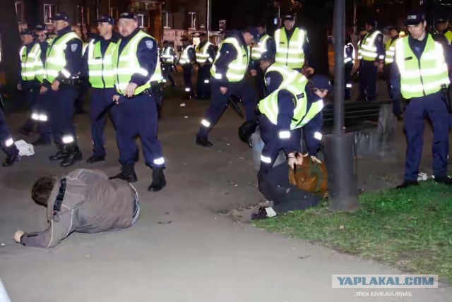 Свидетель протестов против переноса памятника советским воинам вспоминает те дни