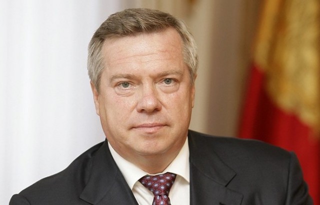 К экс-губернатору Ростовской области Василию Голубеву пришли сотрудники ФСБ