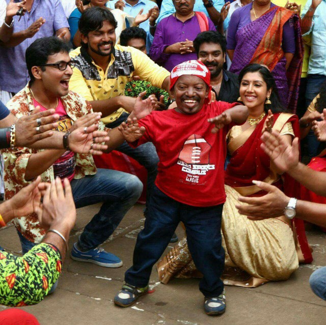 А вот такого индийского кина вы наверное не видели.