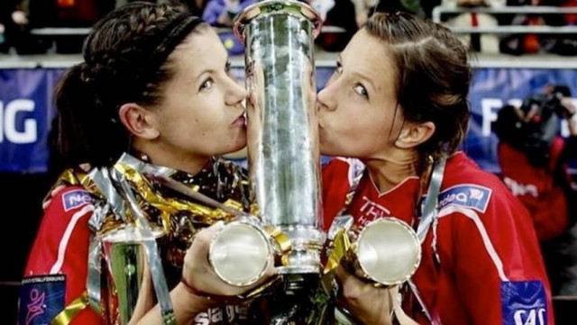Пятница. И немного слегка пошлых картинок с надписями и без 16+ (26.03))