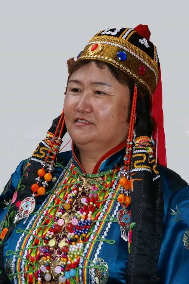 Странные барышни