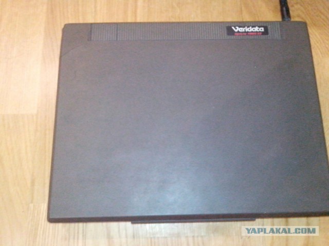 Старый ноутбук Veridata Optilite 486S/33